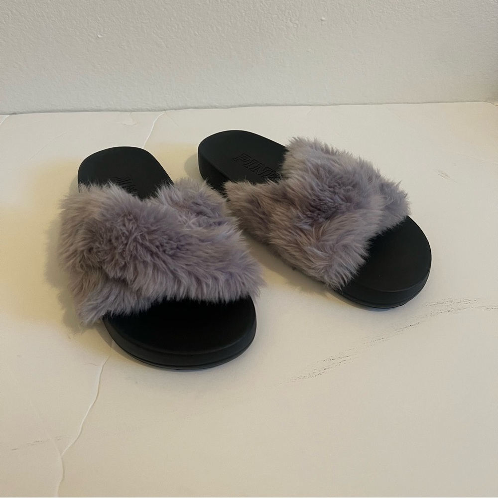 Victoria's Secret Pink Faux Fur Slides - Picture 3 of 7